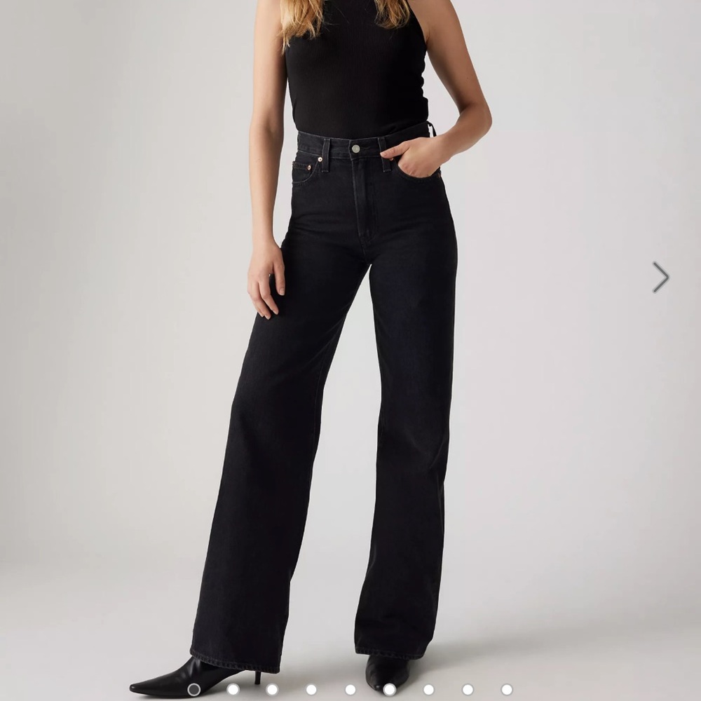 Black Levi’s Ribcage Wide Leg 27x32 100% Cotton